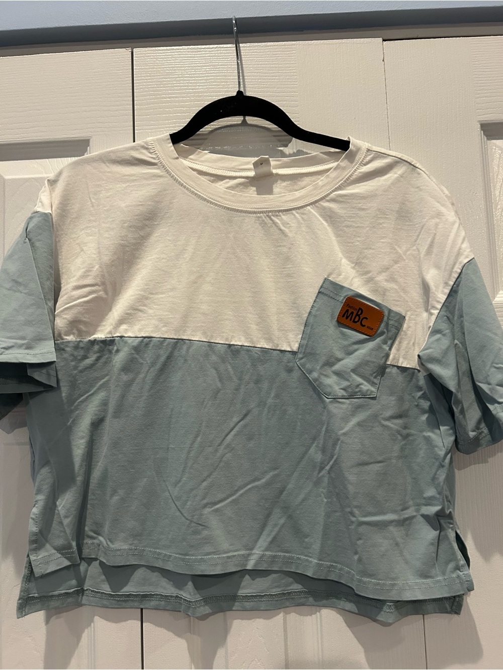 Amazon Two-Tone White and Light Blue Short Sleeve Pocket Tee